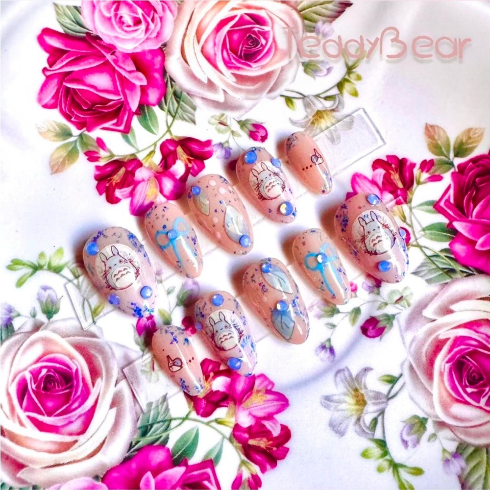 ❄️ Frosty Totoro ❄️ ฅ՞•ﻌ•՞ฅ PressOn Nails